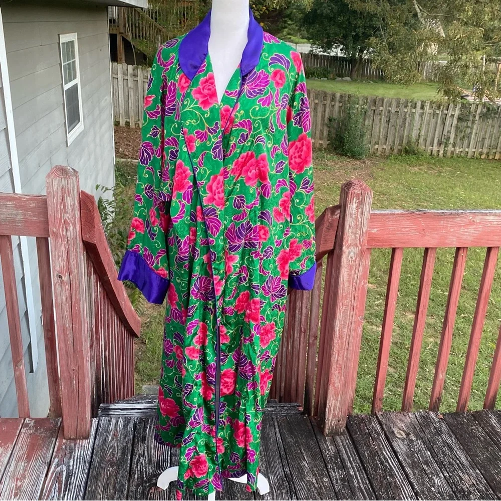 Victoria Secret Floral Green‎ and Purple Women's Robe Missing Belt Large